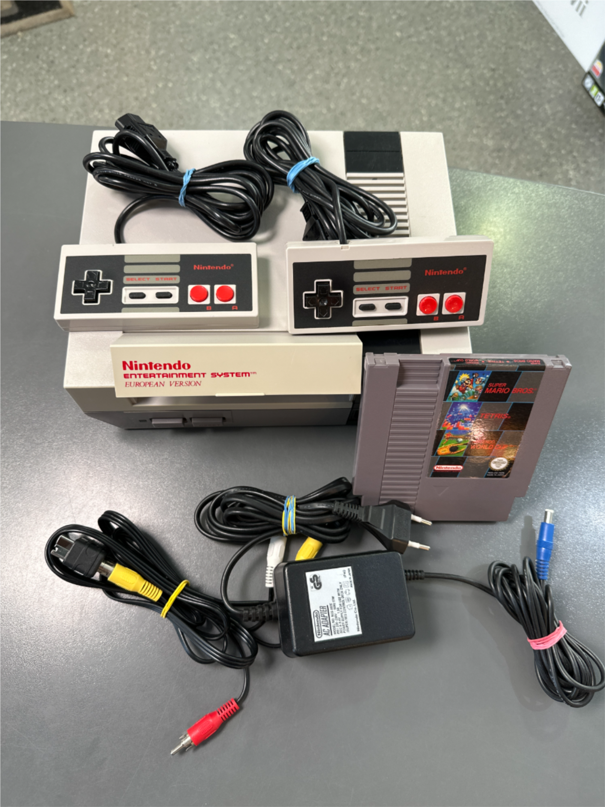 NES Nintendo Entertainment System Konsole + 3 Spiele *gebraucht