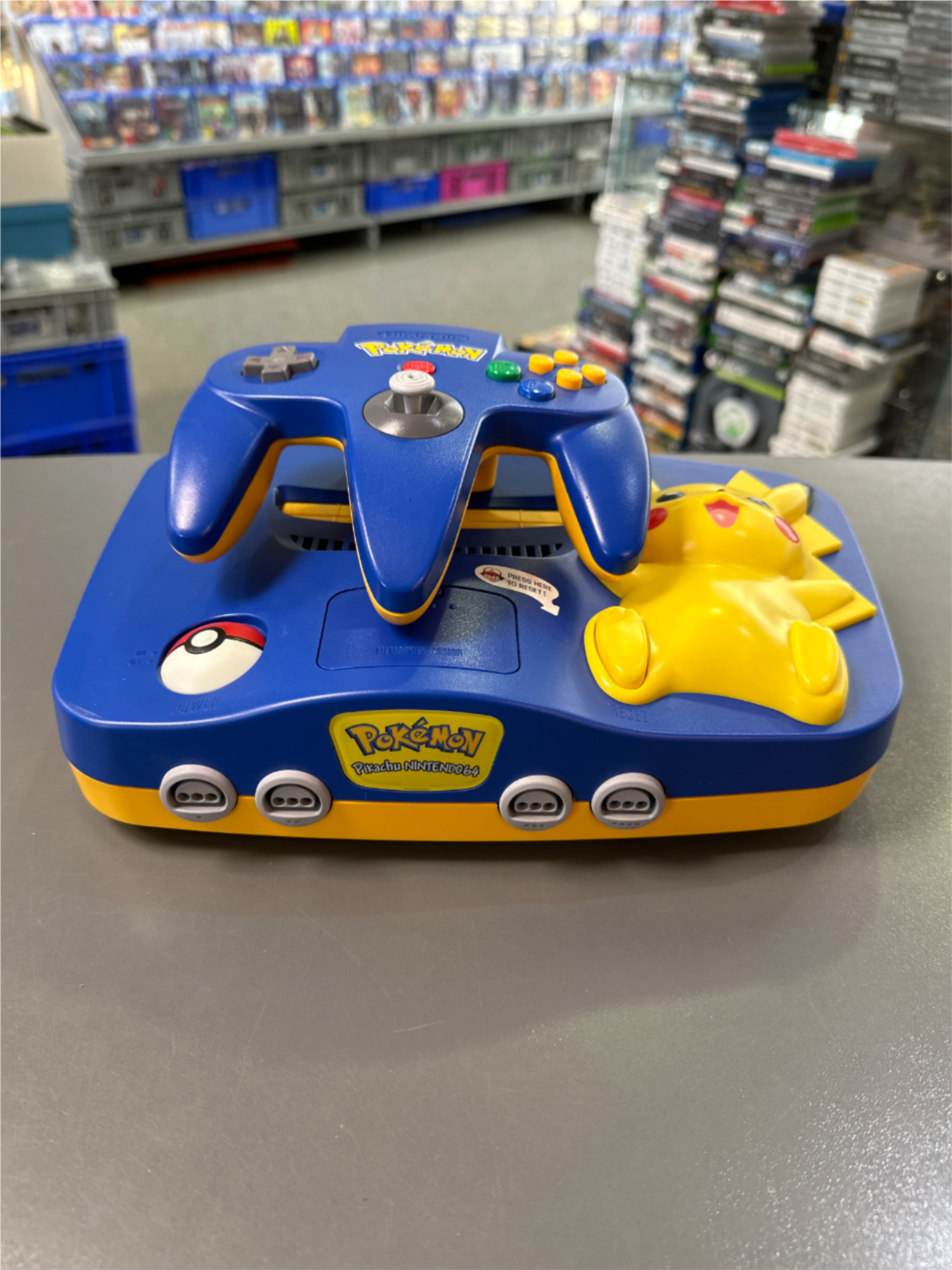 Original Nintendo 64 Konsole Pokemon Pikachu Top Zustand *gebraucht