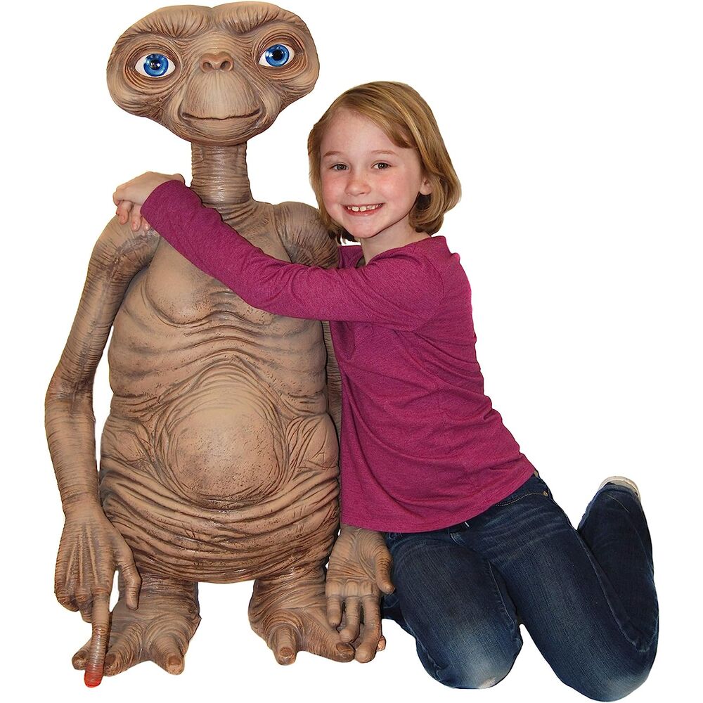 E.T. The Extra Terrestrial replica figure 91cm NECA